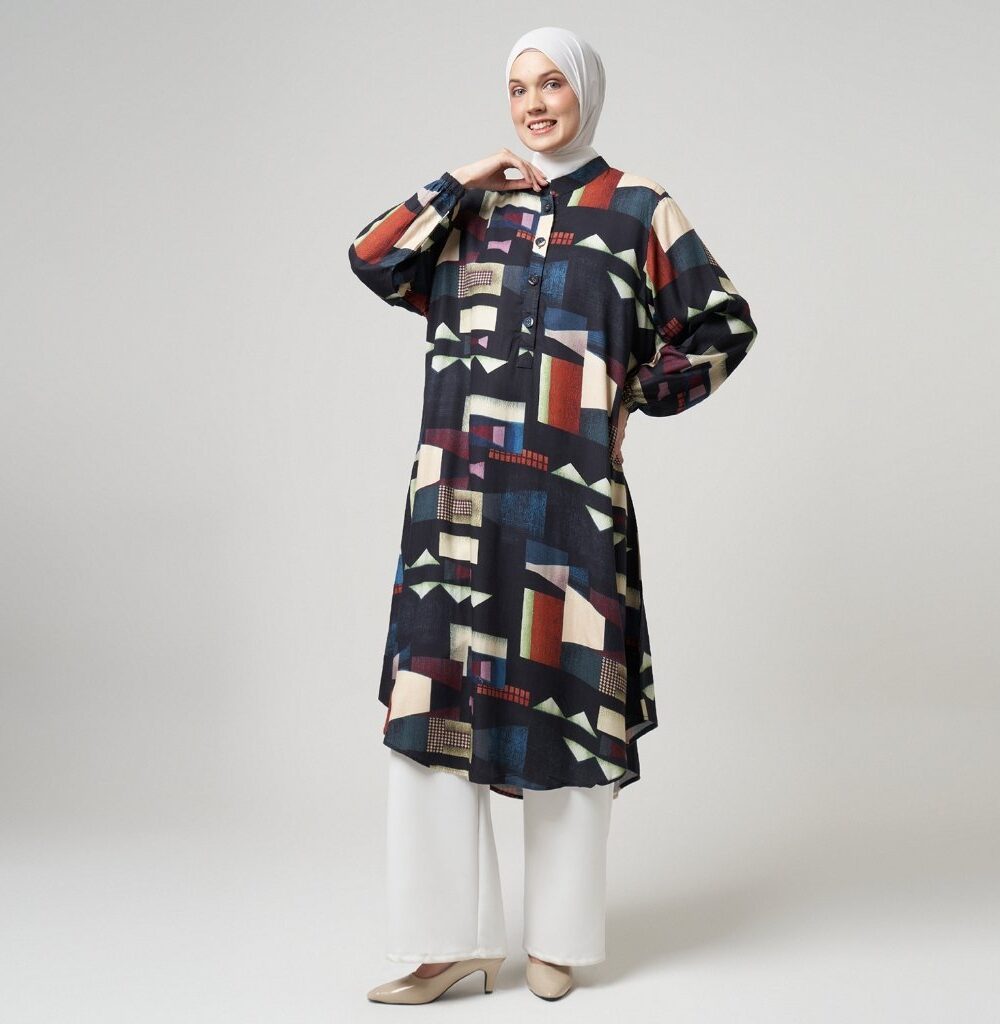 Dhoby Ghout Tunik Panjang Premium Wanita Hitam Navy Muslim Modern All Size Tunik Kancing Depan - Zahara