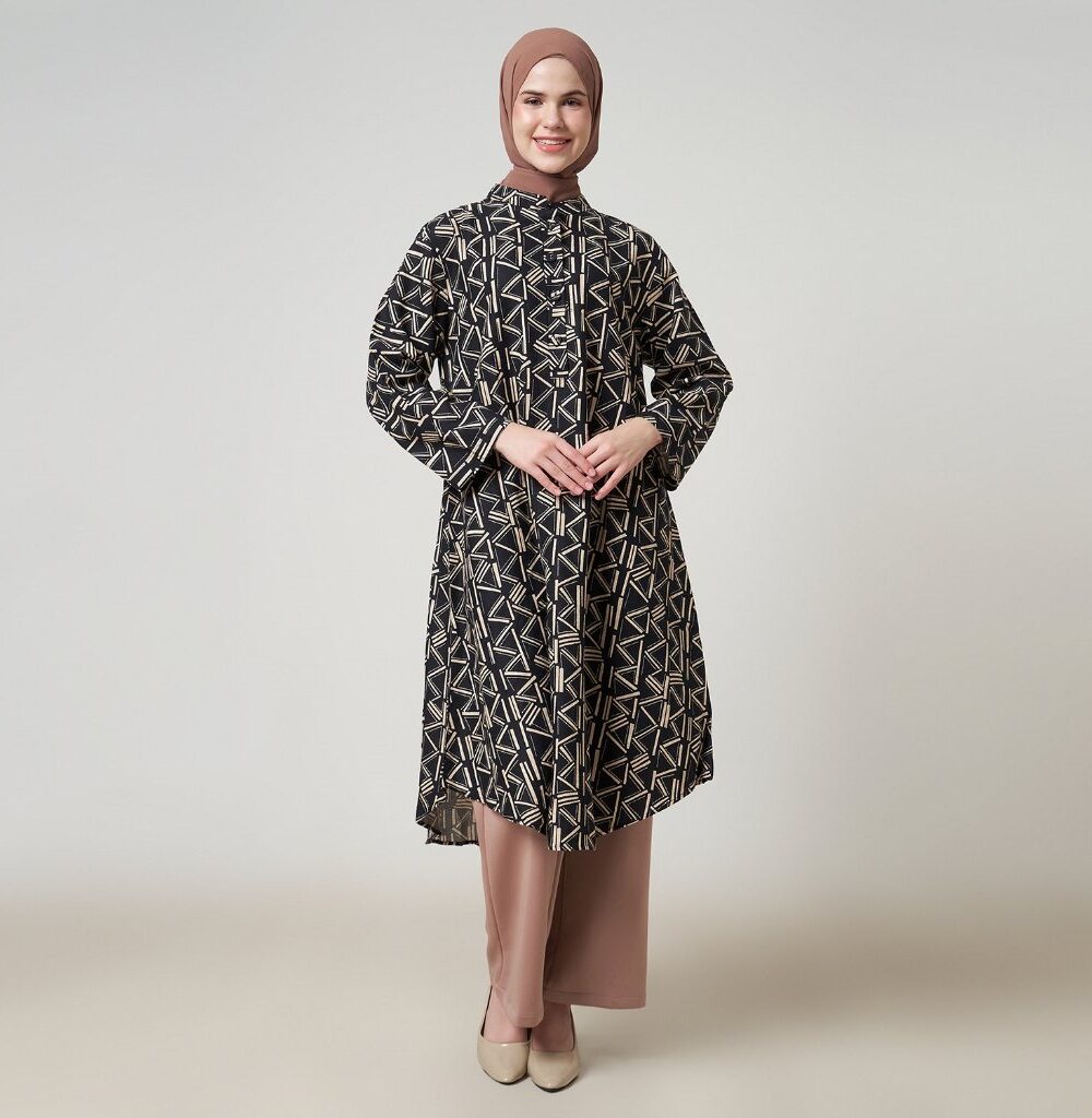 Dhoby Ghout Tunik Panjang Premium Wanita Hitam Putih Muslim Modern All Size Kancing Depan - Erila