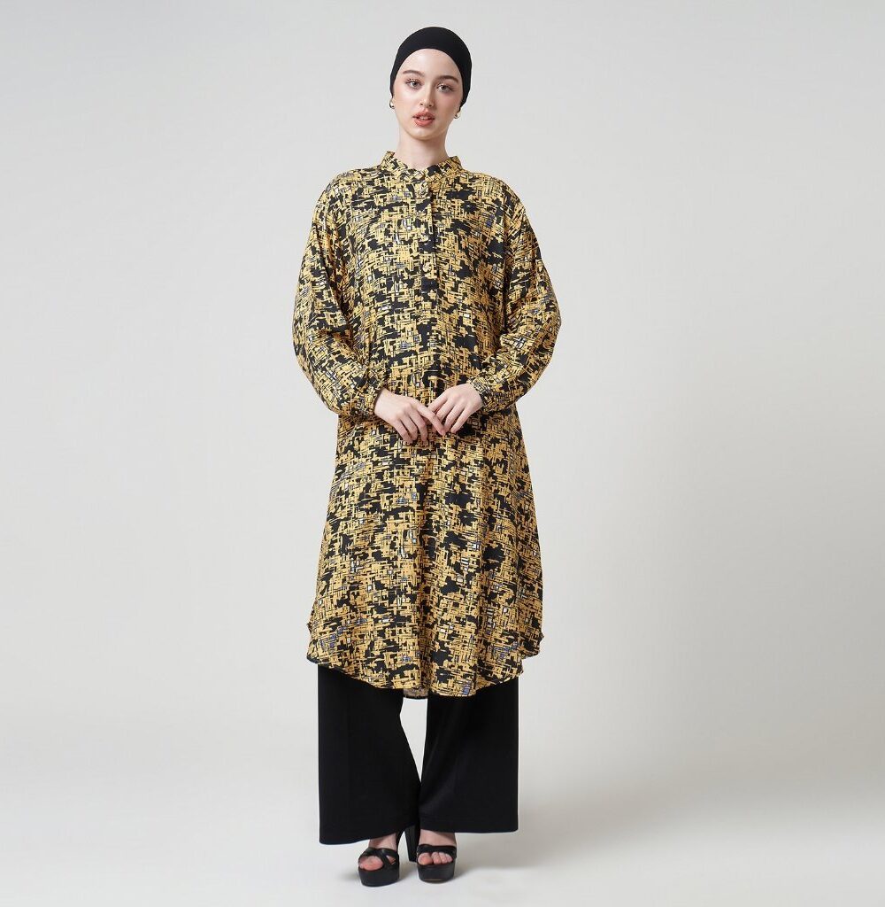 Dhoby Ghout Tunik Panjang Premium Wanita Hitam Kuning Muslim Modern All Size Kancing Depan - Clarissa