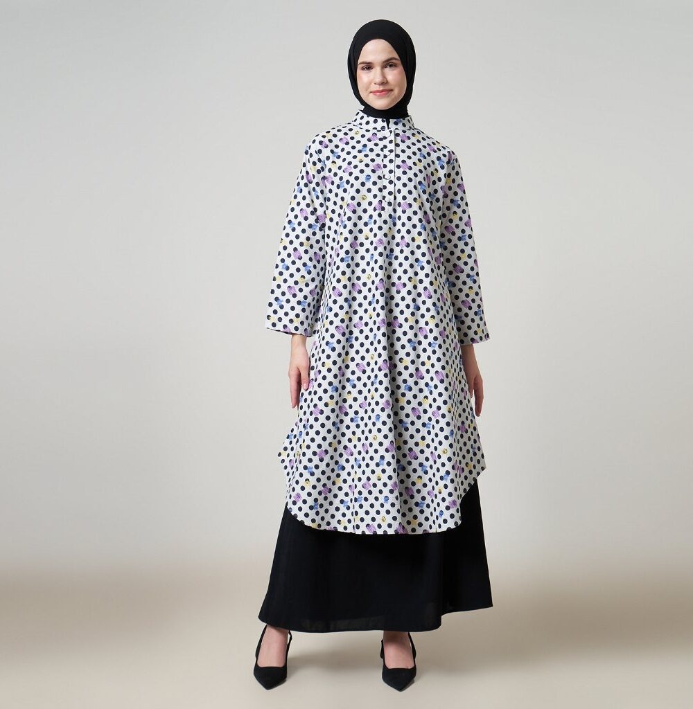 Dhoby Ghout Tunik Panjang Premium Wanita Putih Muslim Modern All Size Kancing Depan - Emma